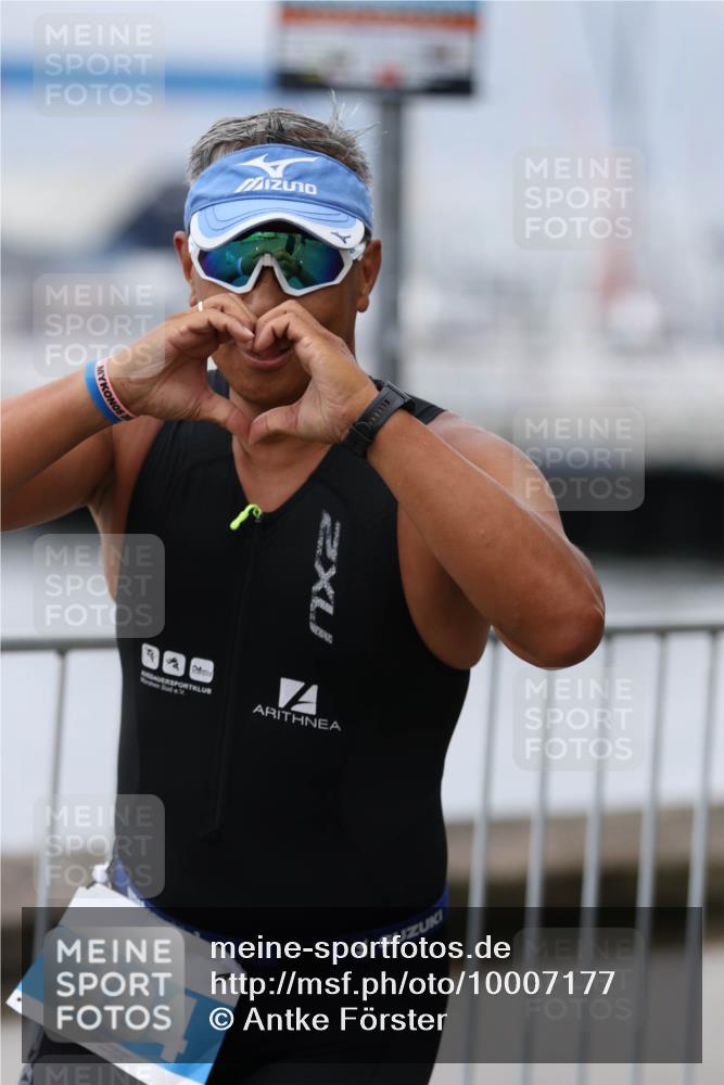 16.08.2026 - KN Förde Triathlon 2026 Antke Förster http://msf.ph/oto/10007177 16.08.2026 12:08:12 Laufen 800, 384 meine-sportfotos.de