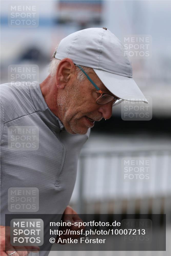 16.08.2026 - KN Förde Triathlon 2026 Antke Förster http://msf.ph/oto/10007213 16.08.2026 12:08:26 Laufen  meine-sportfotos.de