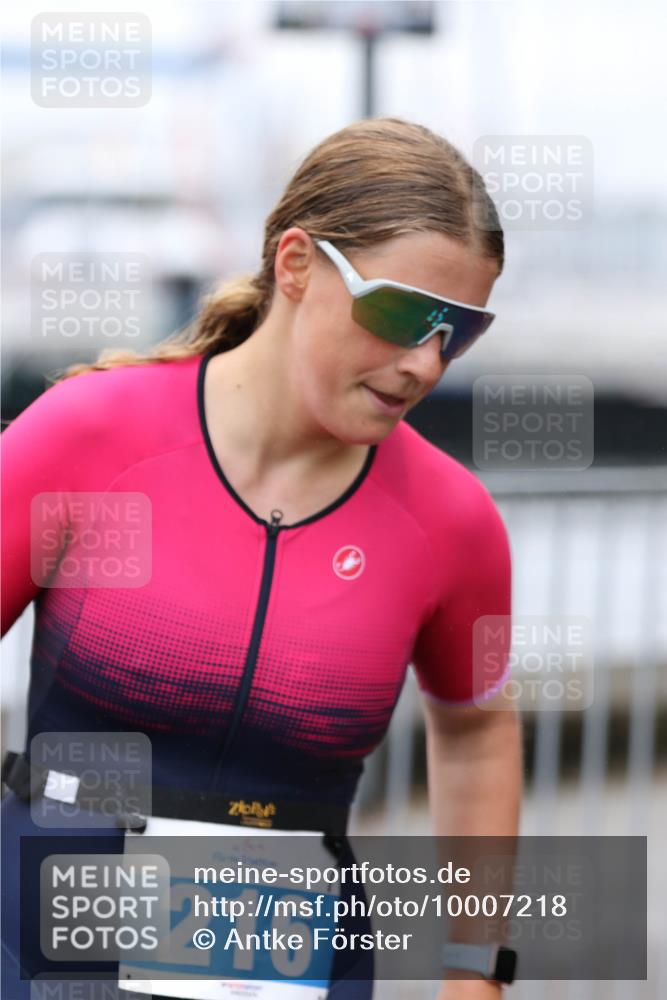 16.08.2026 - KN Förde Triathlon 2026 Antke Förster http://msf.ph/oto/10007218 16.08.2026 10:28:21 Laufen 216 meine-sportfotos.de