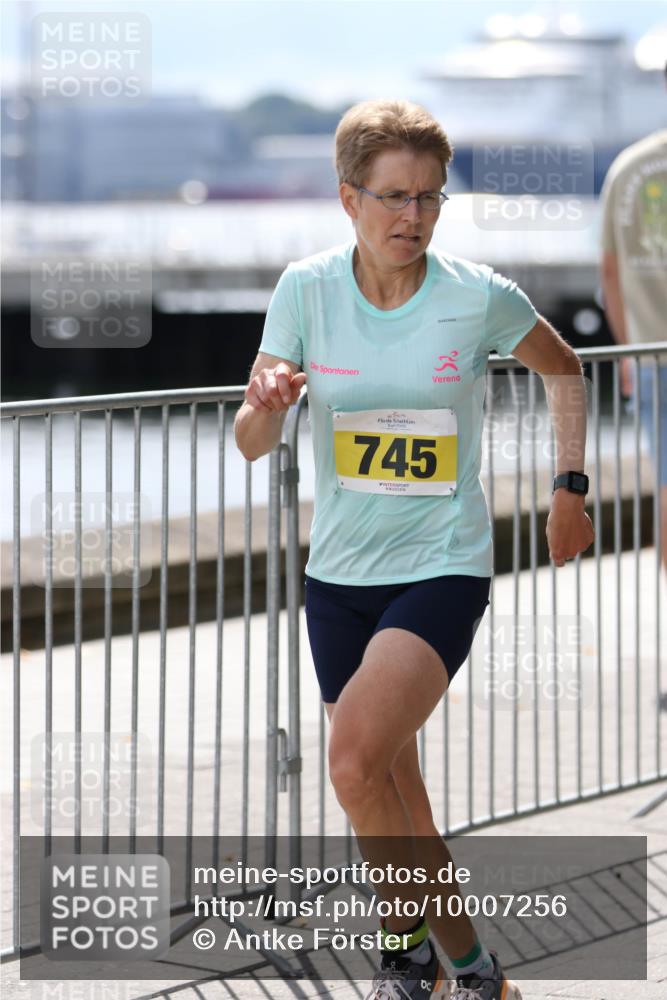 16.08.2026 - KN Förde Triathlon 2026 Antke Förster http://msf.ph/oto/10007256 16.08.2026 13:53:20 Laufen 745 meine-sportfotos.de