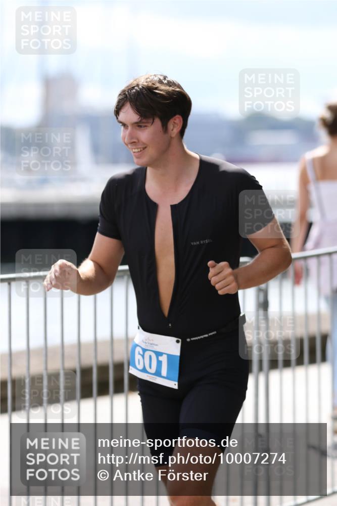 16.08.2026 - KN Förde Triathlon 2026 Antke Förster http://msf.ph/oto/10007274 16.08.2026 13:53:25 Laufen 601 meine-sportfotos.de