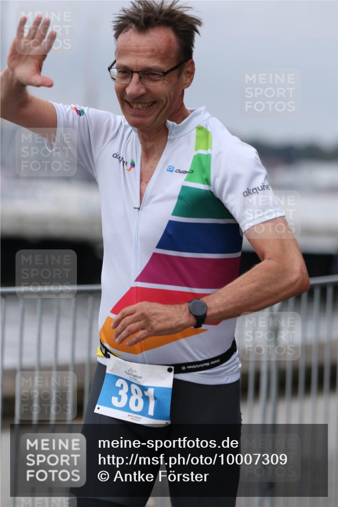 16.08.2026 - KN Förde Triathlon 2026 Antke Förster http://msf.ph/oto/10007309 16.08.2026 12:09:06 Laufen 381 meine-sportfotos.de