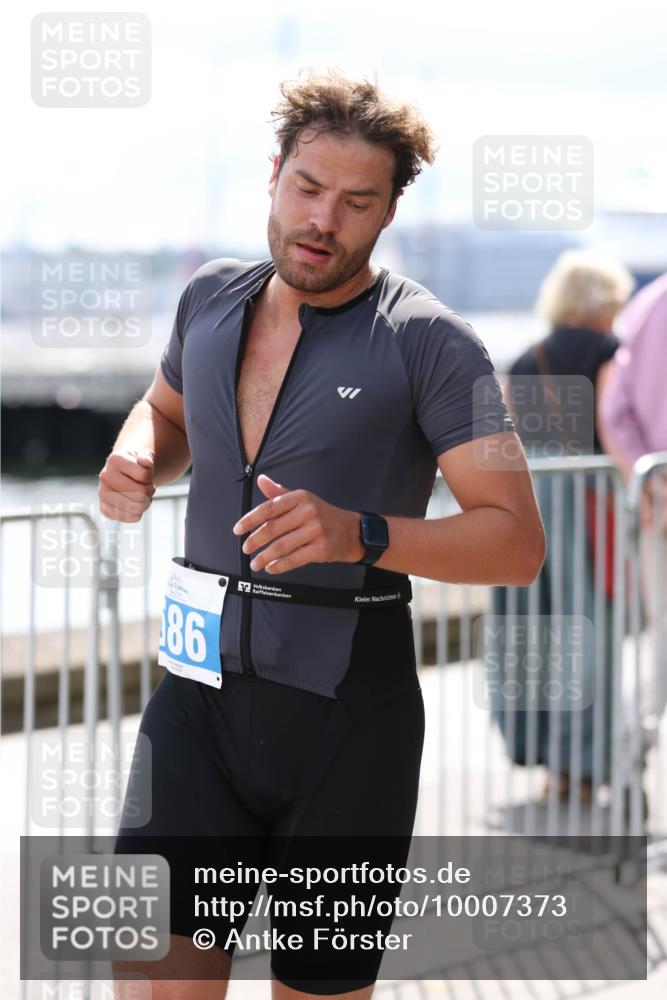 16.08.2026 - KN Förde Triathlon 2026 Antke Förster http://msf.ph/oto/10007373 16.08.2026 13:54:00 Laufen 208, 86 meine-sportfotos.de