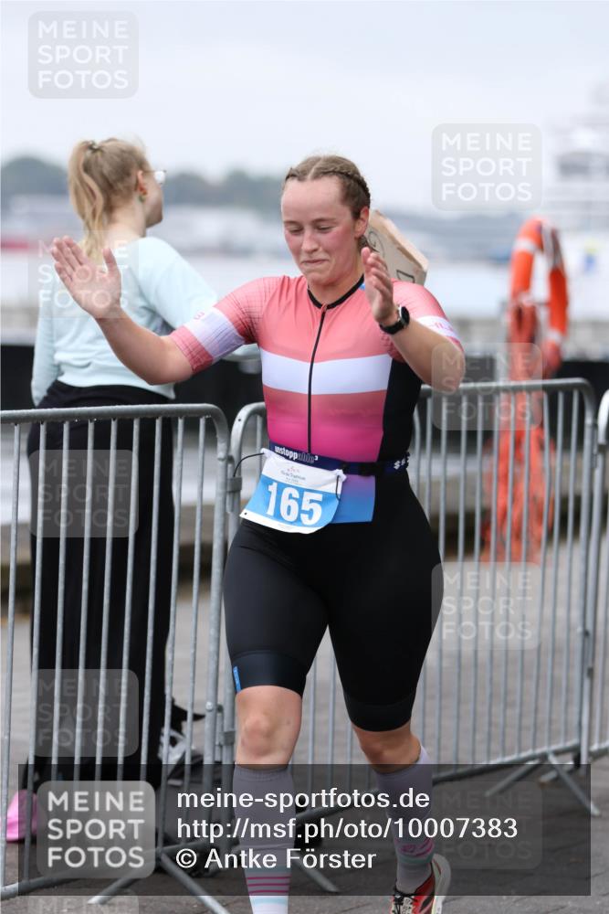 16.08.2026 - KN Förde Triathlon 2026 Antke Förster http://msf.ph/oto/10007383 16.08.2026 10:29:51 Laufen 165 meine-sportfotos.de