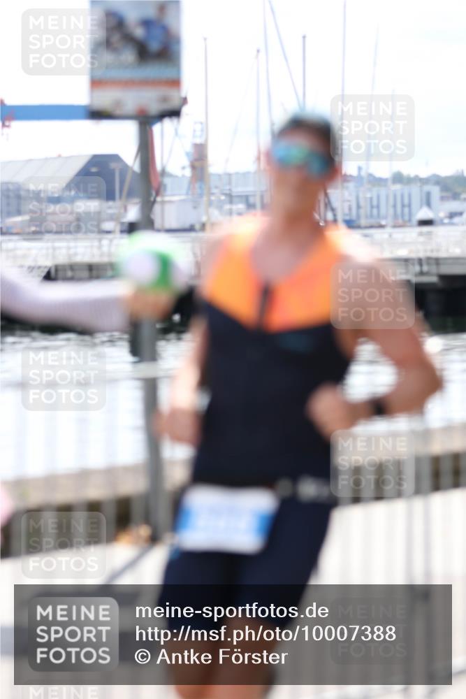 16.08.2026 - KN Förde Triathlon 2026 Antke Förster http://msf.ph/oto/10007388 16.08.2026 13:54:07 Laufen  meine-sportfotos.de