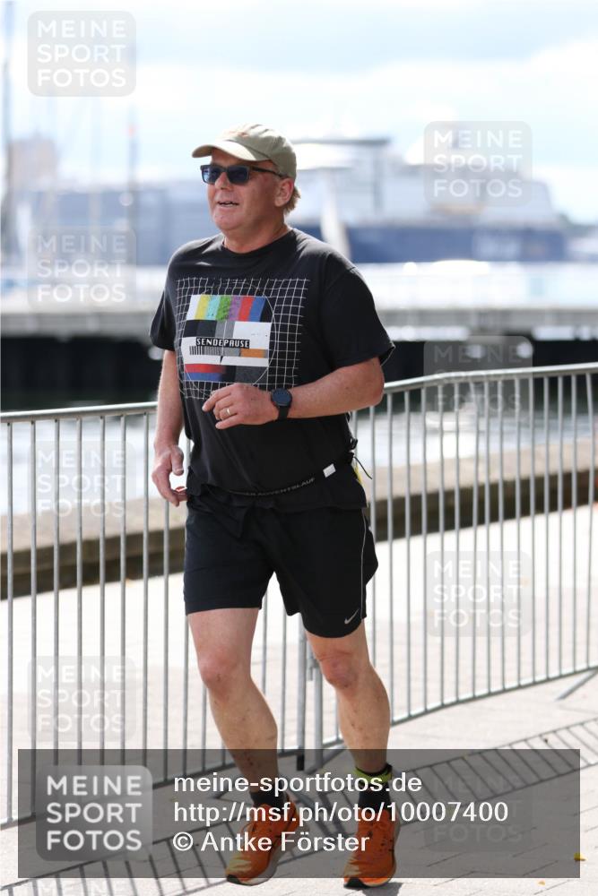 16.08.2026 - KN Förde Triathlon 2026 Antke Förster http://msf.ph/oto/10007400 16.08.2026 13:54:13 Laufen  meine-sportfotos.de