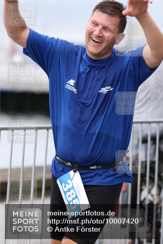 16.08.2026 - KN Förde Triathlon 2026 Antke Förster http://msf.ph/oto/10007420 16.08.2026 12:09:54 Laufen 385 meine-sportfotos.de