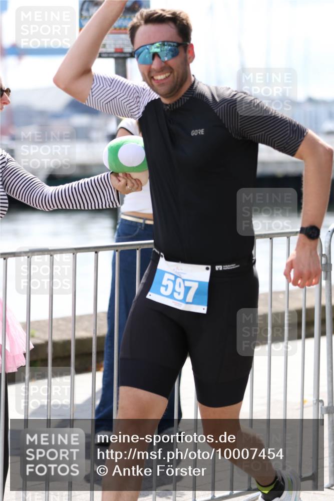 16.08.2026 - KN Förde Triathlon 2026 Antke Förster http://msf.ph/oto/10007454 16.08.2026 13:55:11 Laufen 597 meine-sportfotos.de