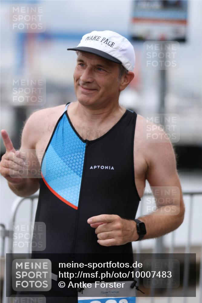 16.08.2026 - KN Förde Triathlon 2026 Antke Förster http://msf.ph/oto/10007483 16.08.2026 12:10:14 Laufen 2025 meine-sportfotos.de