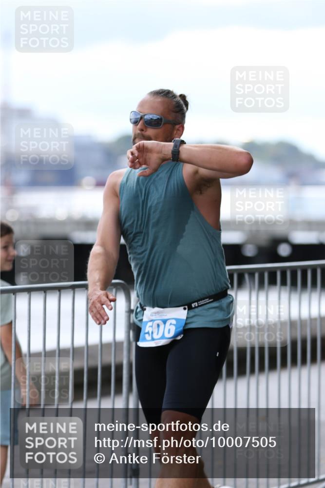 16.08.2026 - KN Förde Triathlon 2026 Antke Förster http://msf.ph/oto/10007505 16.08.2026 13:55:48 Laufen 22, 506 meine-sportfotos.de