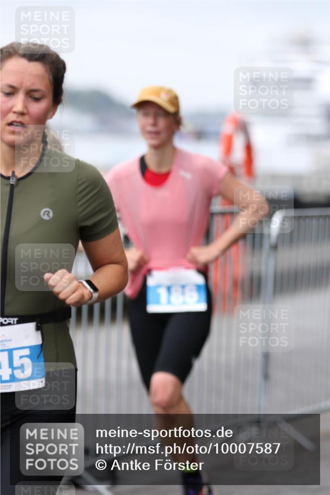 16.08.2026 - KN Förde Triathlon 2026 Antke Förster http://msf.ph/oto/10007587 16.08.2026 10:31:10 Laufen 15, 186 meine-sportfotos.de