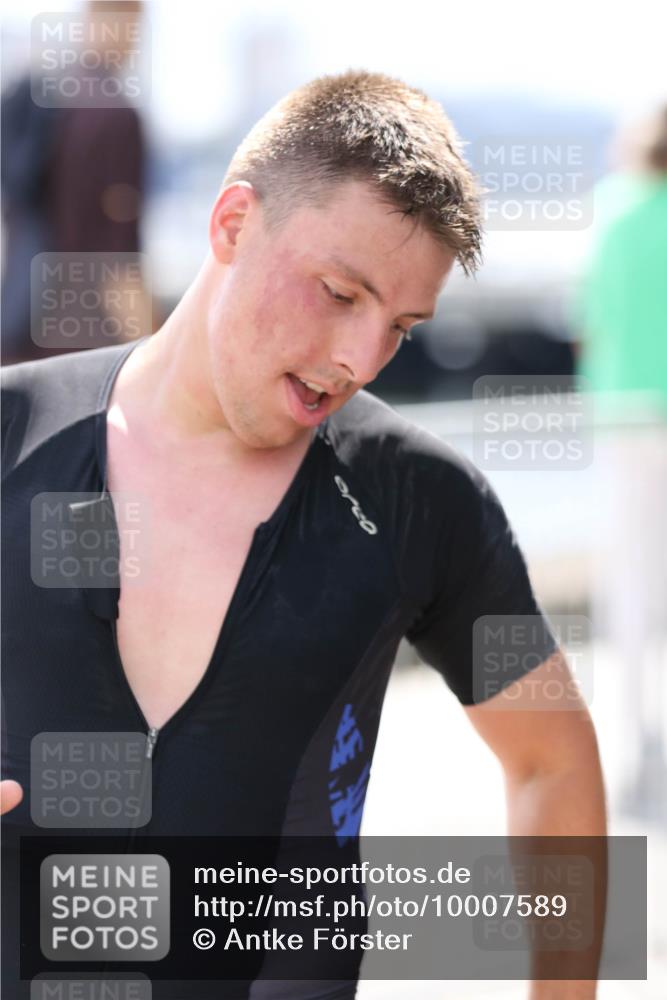 16.08.2026 - KN Förde Triathlon 2026 Antke Förster http://msf.ph/oto/10007589 16.08.2026 13:56:39 Laufen  meine-sportfotos.de