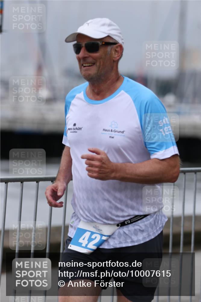16.08.2026 - KN Förde Triathlon 2026 Antke Förster http://msf.ph/oto/10007615 16.08.2026 12:11:48 Laufen 42, 183 meine-sportfotos.de