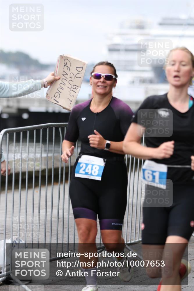 16.08.2026 - KN Förde Triathlon 2026 Antke Förster http://msf.ph/oto/10007653 16.08.2026 10:31:42 Laufen 248, 61 meine-sportfotos.de