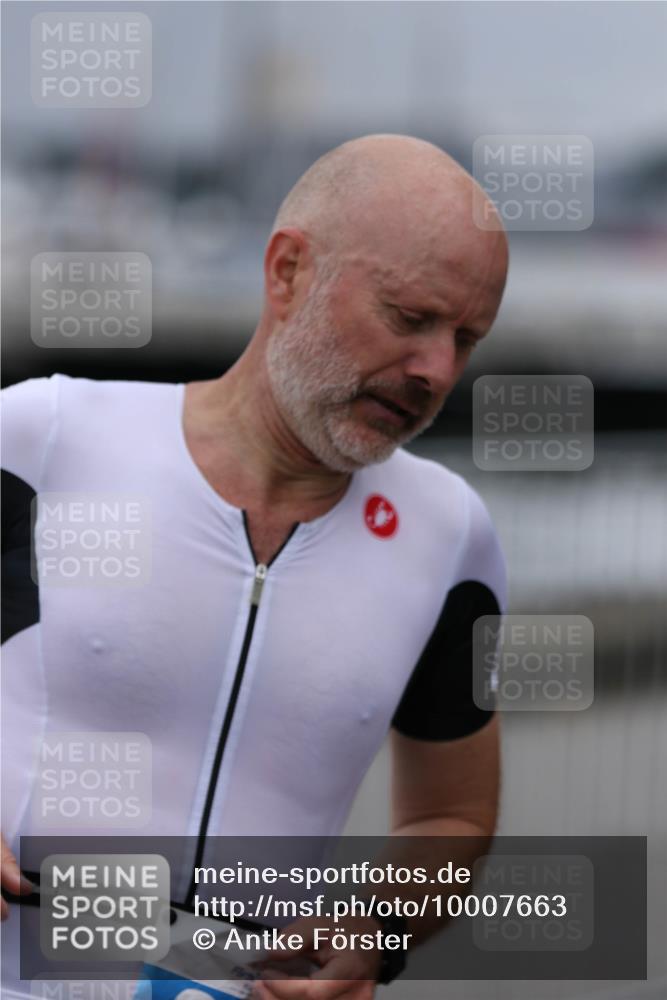 16.08.2026 - KN Förde Triathlon 2026 Antke Förster http://msf.ph/oto/10007663 16.08.2026 12:12:03 Laufen  meine-sportfotos.de