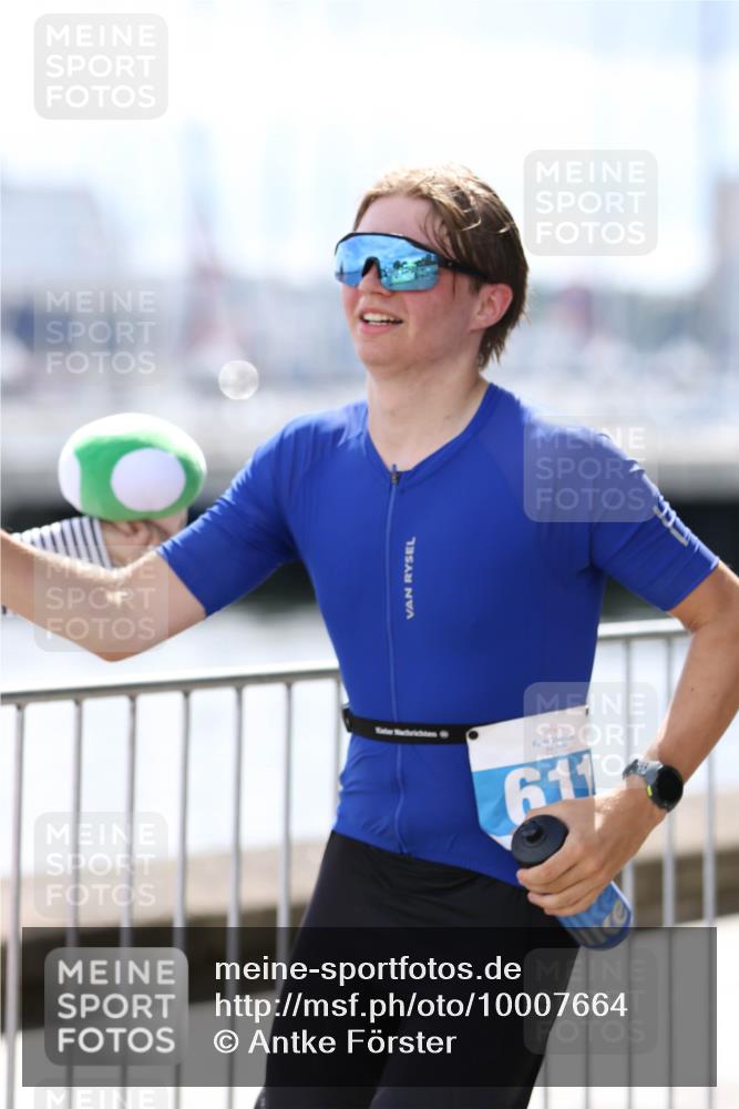 16.08.2026 - KN Förde Triathlon 2026 Antke Förster http://msf.ph/oto/10007664 16.08.2026 13:57:26 Laufen 611 meine-sportfotos.de