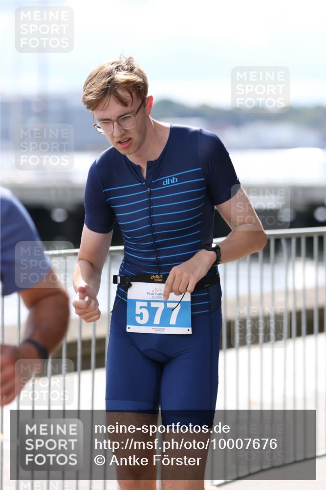 16.08.2026 - KN Förde Triathlon 2026 Antke Förster http://msf.ph/oto/10007676 16.08.2026 13:57:30 Laufen 577 meine-sportfotos.de