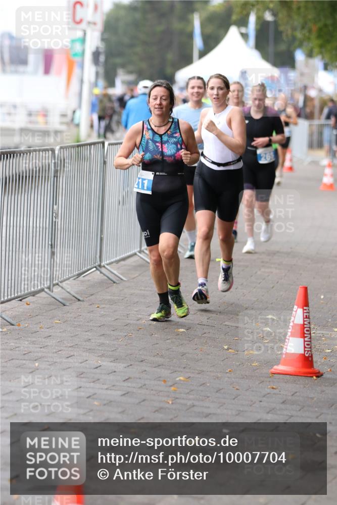 16.08.2026 - KN Förde Triathlon 2026 Antke Förster http://msf.ph/oto/10007704 16.08.2026 10:32:02 Laufen 211 meine-sportfotos.de
