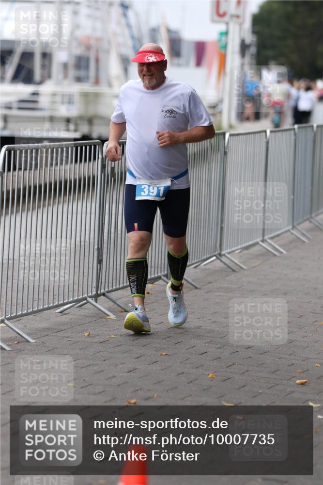 16.08.2026 - KN Förde Triathlon 2026 Antke Förster http://msf.ph/oto/10007735 16.08.2026 12:13:01 Laufen 391 meine-sportfotos.de