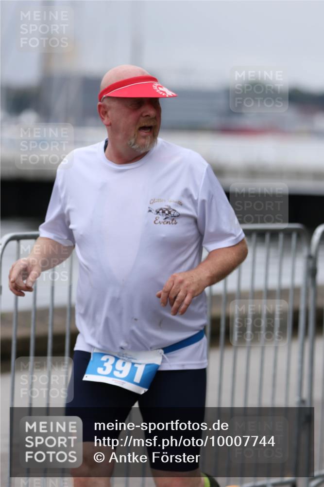 16.08.2026 - KN Förde Triathlon 2026 Antke Förster http://msf.ph/oto/10007744 16.08.2026 12:13:05 Laufen 391 meine-sportfotos.de