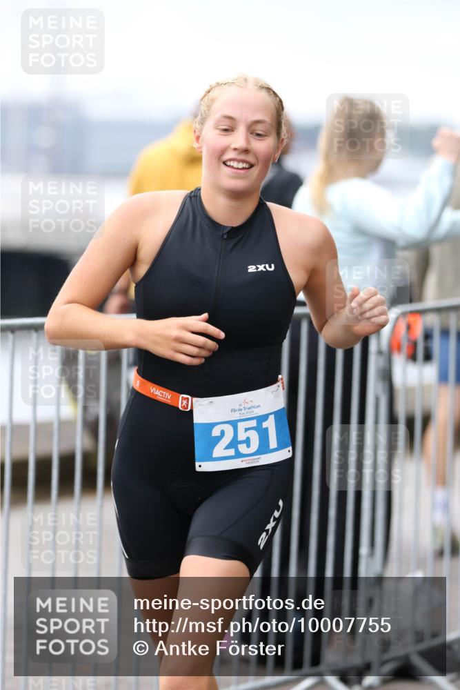 16.08.2026 - KN Förde Triathlon 2026 Antke Förster http://msf.ph/oto/10007755 16.08.2026 10:32:16 Laufen 2026, 251, 2, 2 meine-sportfotos.de