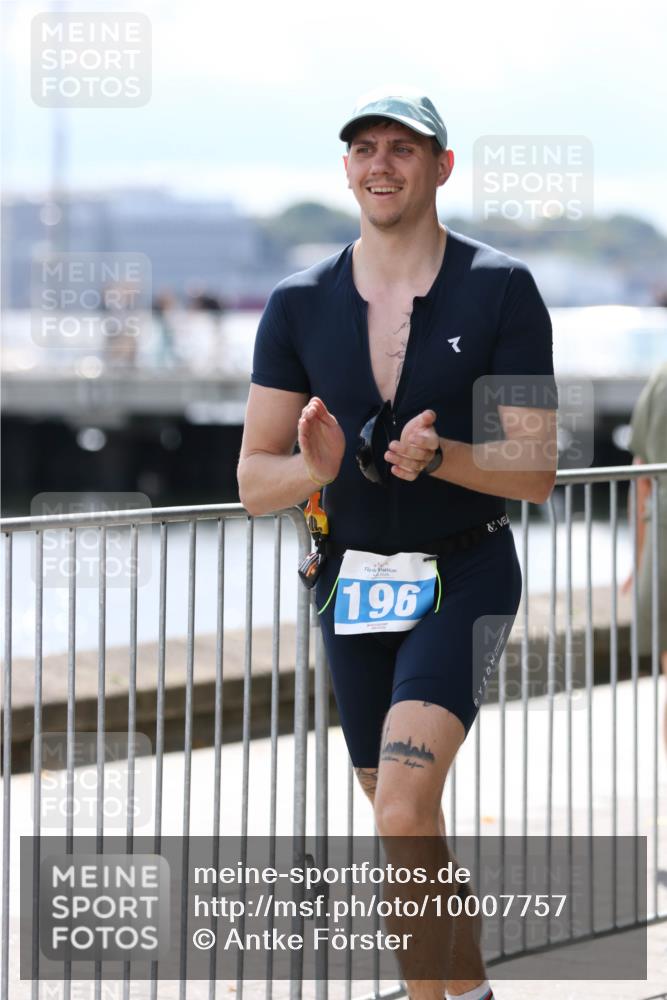 16.08.2026 - KN Förde Triathlon 2026 Antke Förster http://msf.ph/oto/10007757 16.08.2026 13:58:45 Laufen 196 meine-sportfotos.de