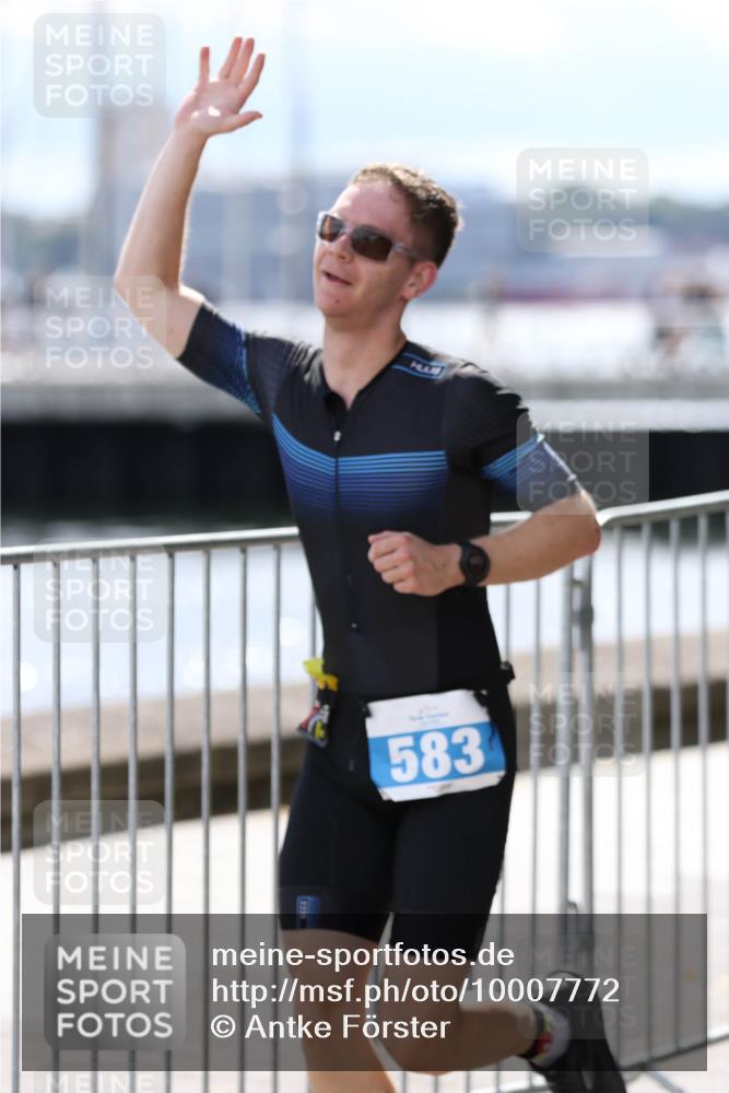 16.08.2026 - KN Förde Triathlon 2026 Antke Förster http://msf.ph/oto/10007772 16.08.2026 13:58:49 Laufen 583 meine-sportfotos.de