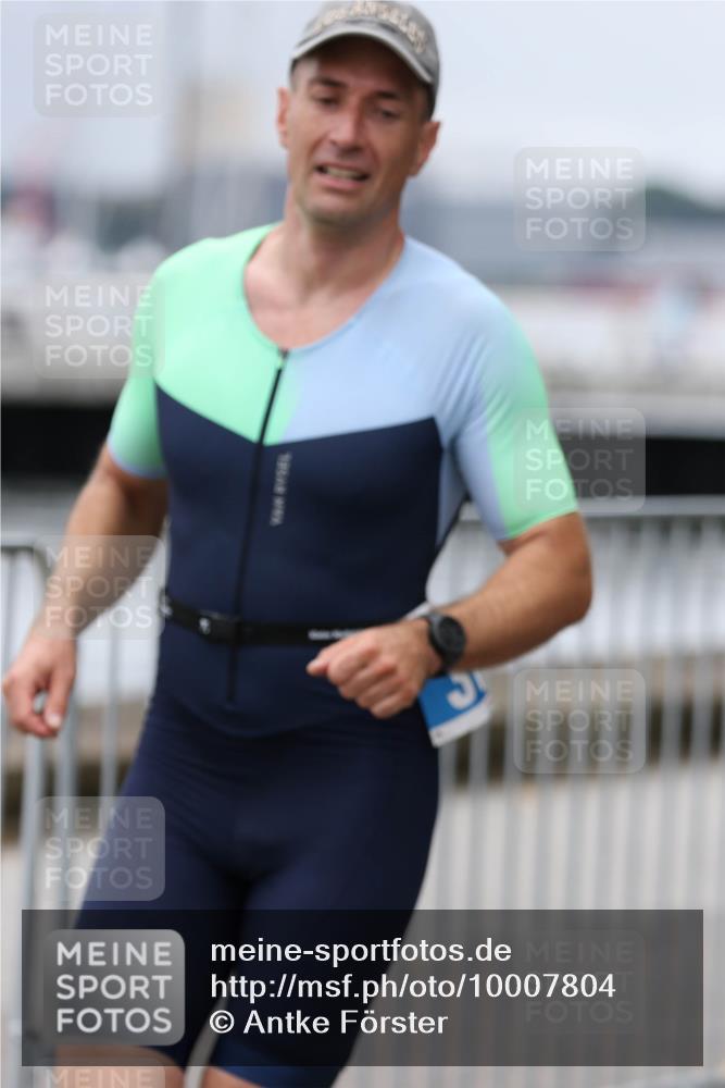 16.08.2026 - KN Förde Triathlon 2026 Antke Förster http://msf.ph/oto/10007804 16.08.2026 12:13:35 Laufen  meine-sportfotos.de