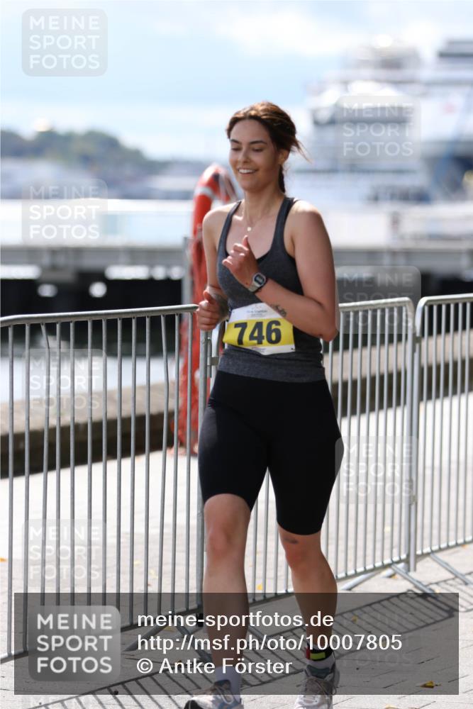 16.08.2026 - KN Förde Triathlon 2026 Antke Förster http://msf.ph/oto/10007805 16.08.2026 13:59:07 Laufen 746 meine-sportfotos.de
