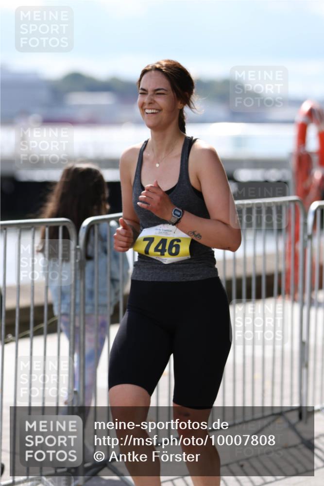 16.08.2026 - KN Förde Triathlon 2026 Antke Förster http://msf.ph/oto/10007808 16.08.2026 13:59:08 Laufen 746 meine-sportfotos.de