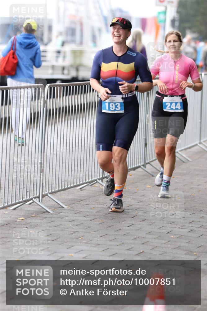 16.08.2026 - KN Förde Triathlon 2026 Antke Förster http://msf.ph/oto/10007851 16.08.2026 10:32:57 Laufen 193, 244 meine-sportfotos.de