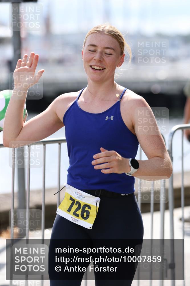 16.08.2026 - KN Förde Triathlon 2026 Antke Förster http://msf.ph/oto/10007859 16.08.2026 13:59:42 Laufen 2025, 726 meine-sportfotos.de