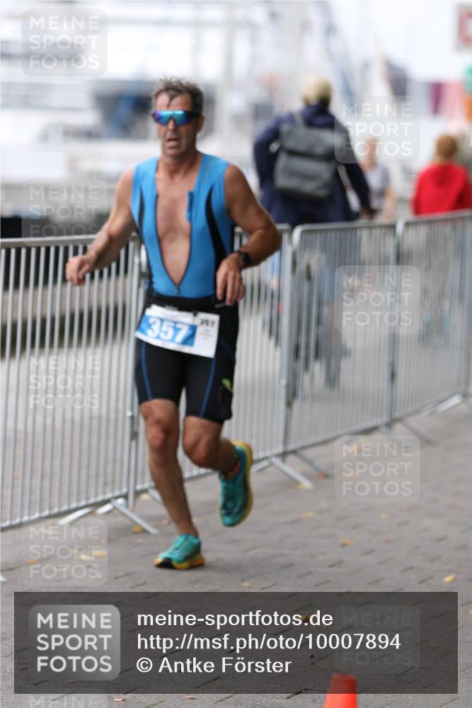 16.08.2026 - KN Förde Triathlon 2026 Antke Förster http://msf.ph/oto/10007894 16.08.2026 12:14:39 Laufen 357, 357 meine-sportfotos.de