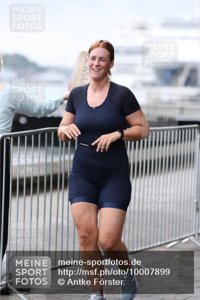 16.08.2026 - KN Förde Triathlon 2026 Antke Förster http://msf.ph/oto/10007899 16.08.2026 10:33:09 Laufen  meine-sportfotos.de