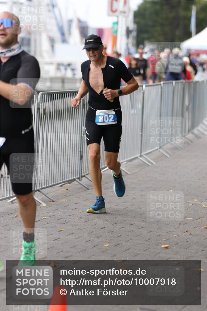 16.08.2026 - KN Förde Triathlon 2026 Antke Förster http://msf.ph/oto/10007918 16.08.2026 12:14:56 Laufen 2, 802 meine-sportfotos.de