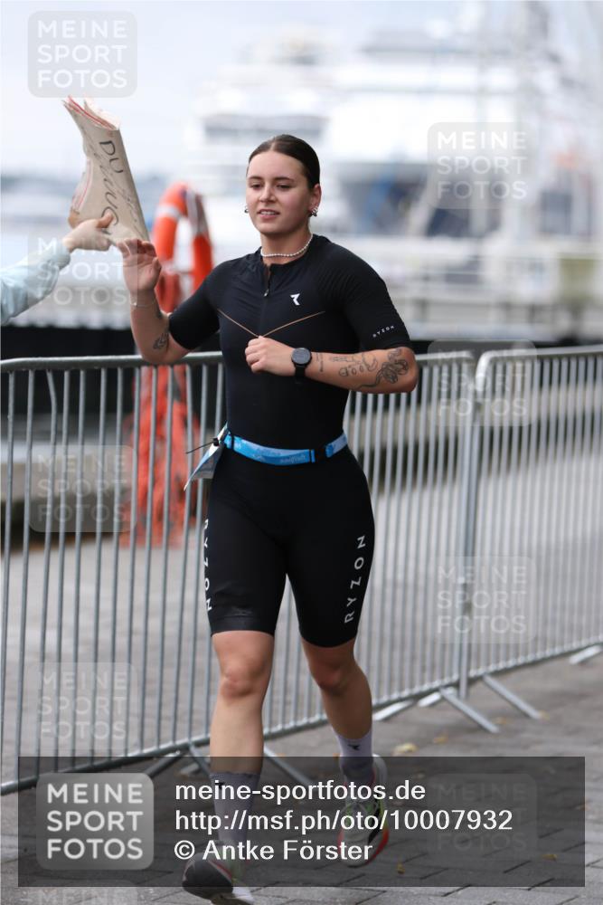 16.08.2026 - KN Förde Triathlon 2026 Antke Förster http://msf.ph/oto/10007932 16.08.2026 10:33:28 Laufen  meine-sportfotos.de