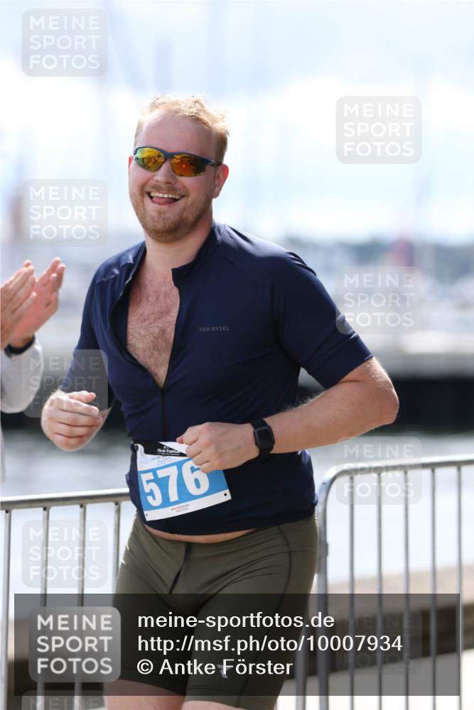 16.08.2026 - KN Förde Triathlon 2026 Antke Förster http://msf.ph/oto/10007934 16.08.2026 14:00:22 Laufen 576 meine-sportfotos.de