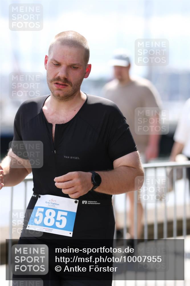 16.08.2026 - KN Förde Triathlon 2026 Antke Förster http://msf.ph/oto/10007955 16.08.2026 14:00:29 Laufen 2026, 585 meine-sportfotos.de