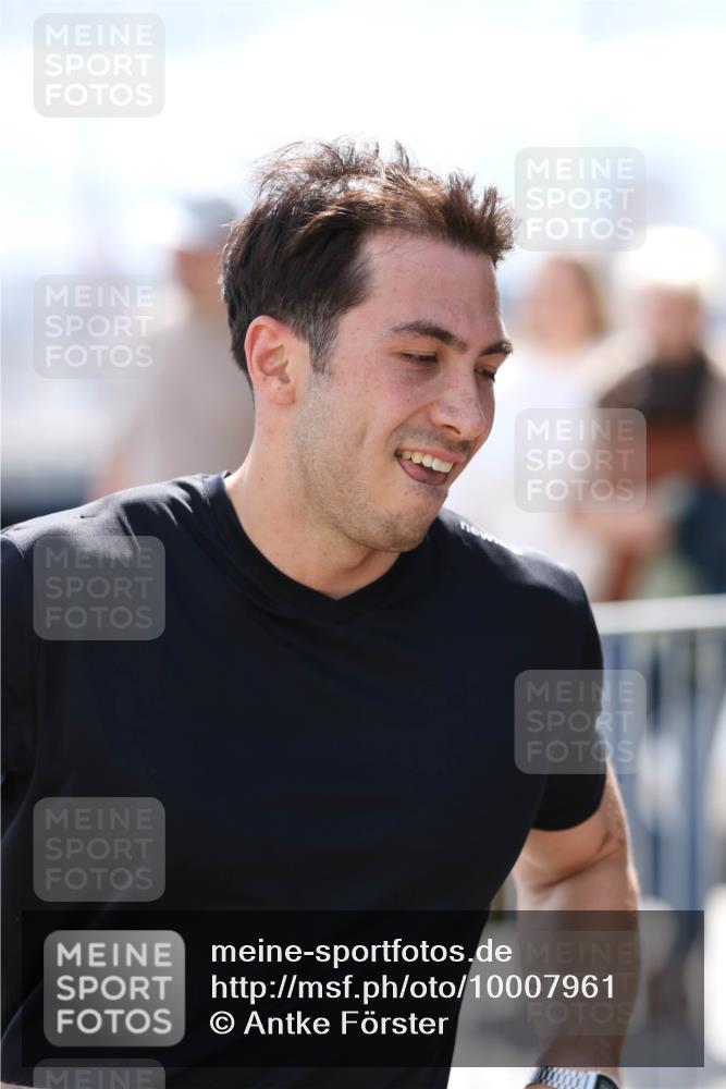 16.08.2026 - KN Förde Triathlon 2026 Antke Förster http://msf.ph/oto/10007961 16.08.2026 14:00:30 Laufen  meine-sportfotos.de