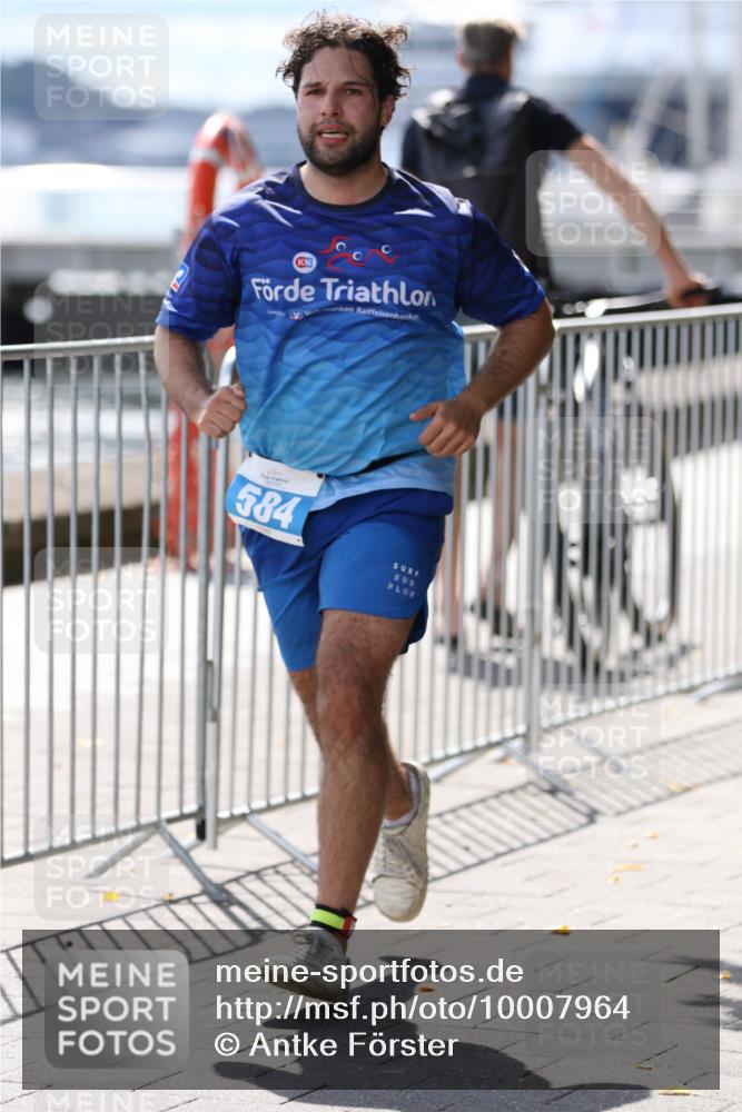 16.08.2026 - KN Förde Triathlon 2026 Antke Förster http://msf.ph/oto/10007964 16.08.2026 14:00:33 Laufen 584 meine-sportfotos.de