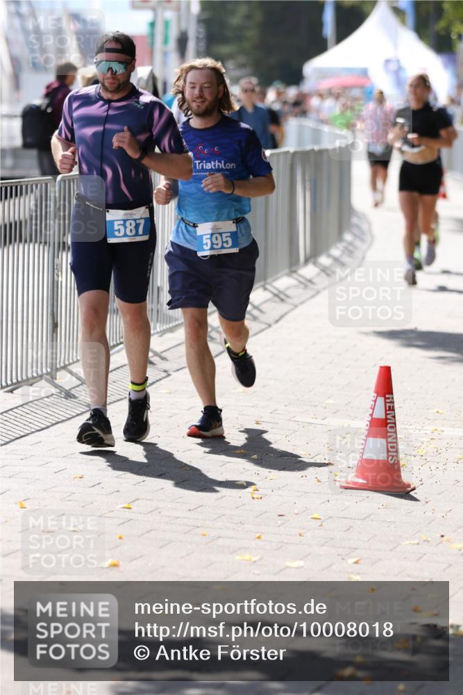 16.08.2026 - KN Förde Triathlon 2026 Antke Förster http://msf.ph/oto/10008018 16.08.2026 14:01:18 Laufen 587, 595 meine-sportfotos.de