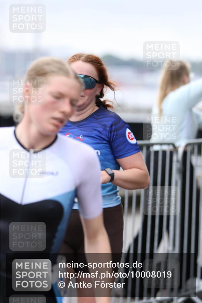 16.08.2026 - KN Förde Triathlon 2026 Antke Förster http://msf.ph/oto/10008019 16.08.2026 10:34:05 Laufen  meine-sportfotos.de