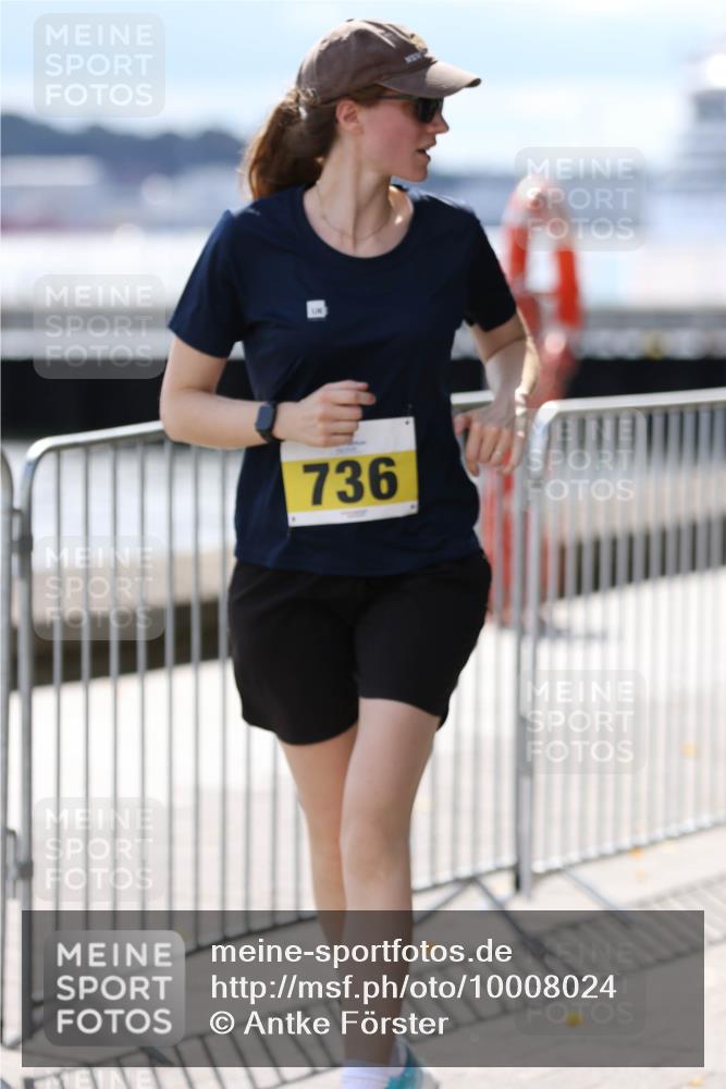 16.08.2026 - KN Förde Triathlon 2026 Antke Förster http://msf.ph/oto/10008024 16.08.2026 14:01:19 Laufen 736 meine-sportfotos.de