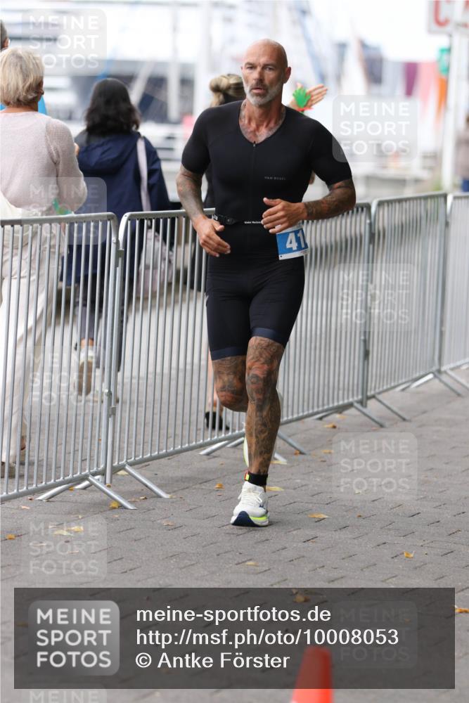 16.08.2026 - KN Förde Triathlon 2026 Antke Förster http://msf.ph/oto/10008053 16.08.2026 12:16:02 Laufen 41 meine-sportfotos.de