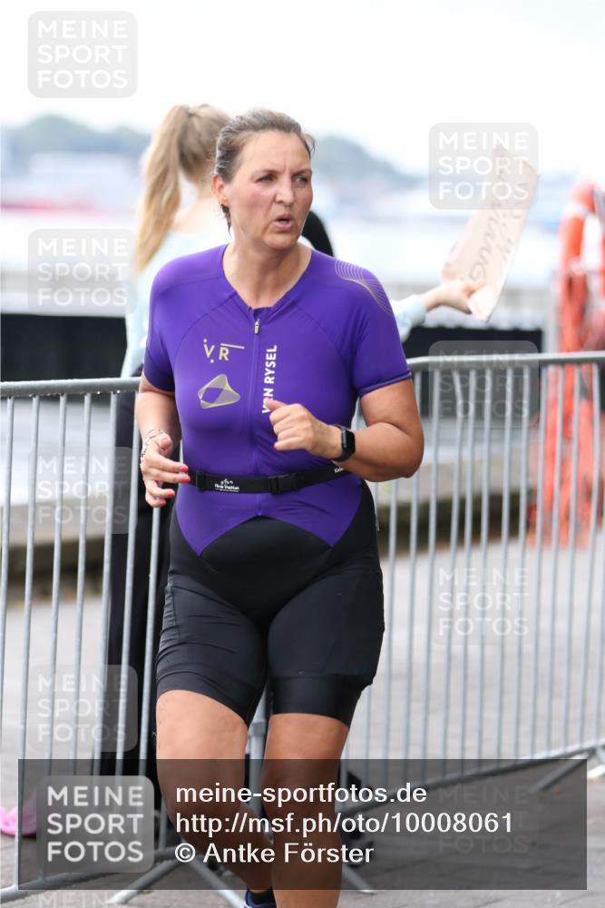 16.08.2026 - KN Förde Triathlon 2026 Antke Förster http://msf.ph/oto/10008061 16.08.2026 10:34:20 Laufen  meine-sportfotos.de