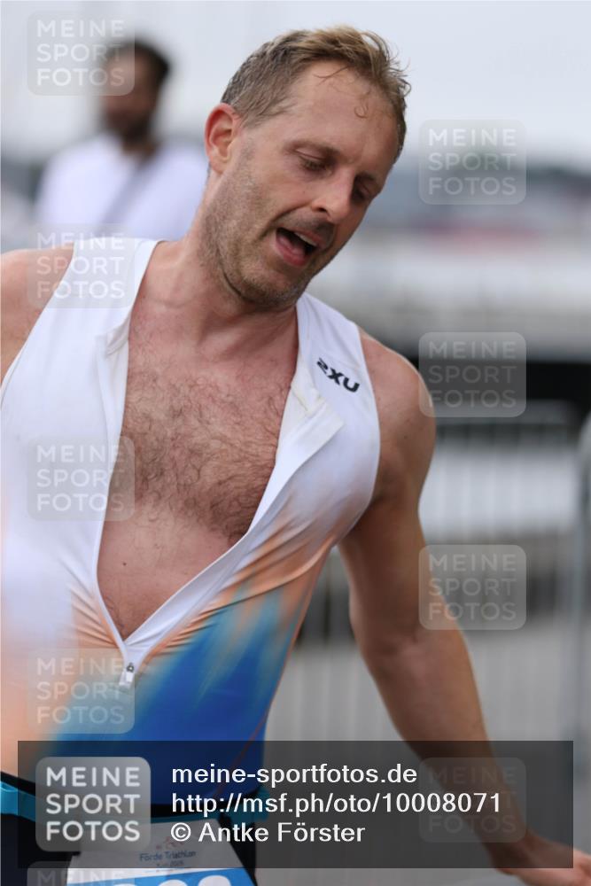 16.08.2026 - KN Förde Triathlon 2026 Antke Förster http://msf.ph/oto/10008071 16.08.2026 12:16:08 Laufen 2025 meine-sportfotos.de