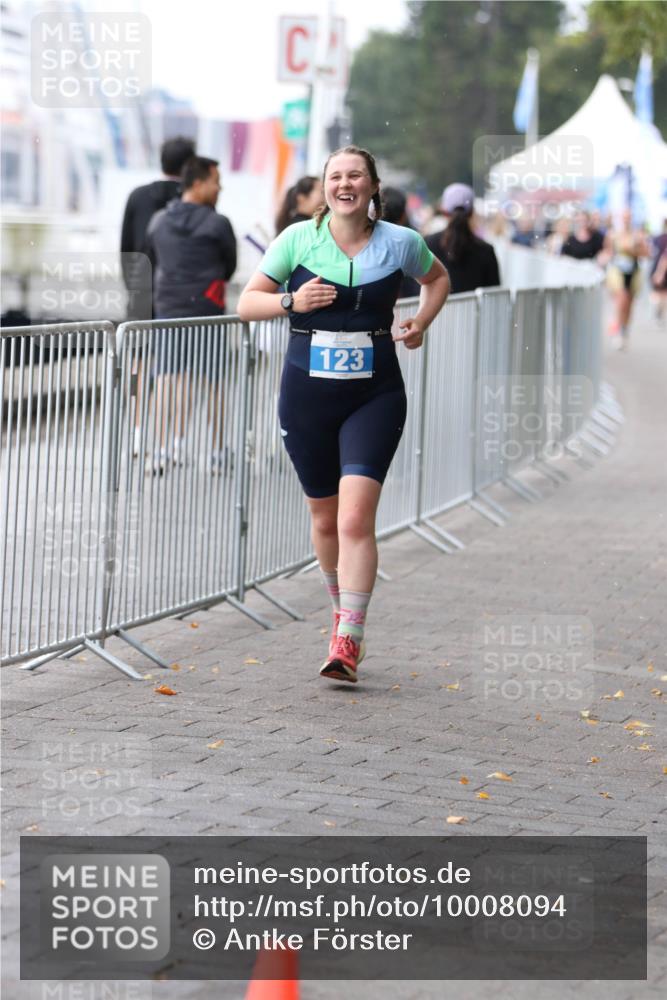 16.08.2026 - KN Förde Triathlon 2026 Antke Förster http://msf.ph/oto/10008094 16.08.2026 10:34:54 Laufen 123 meine-sportfotos.de