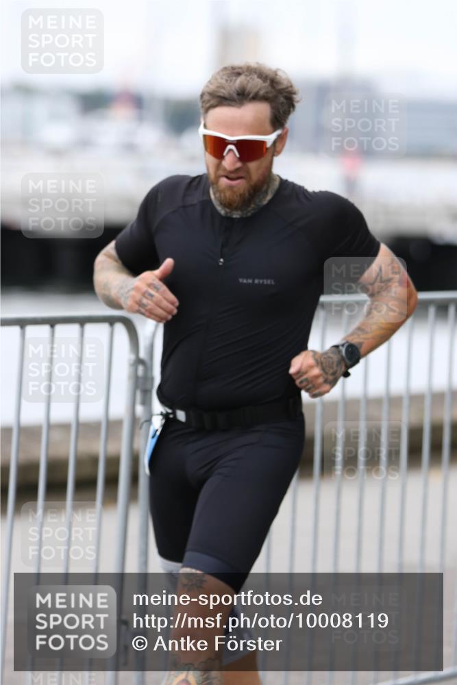 16.08.2026 - KN Förde Triathlon 2026 Antke Förster http://msf.ph/oto/10008119 16.08.2026 12:16:25 Laufen  meine-sportfotos.de