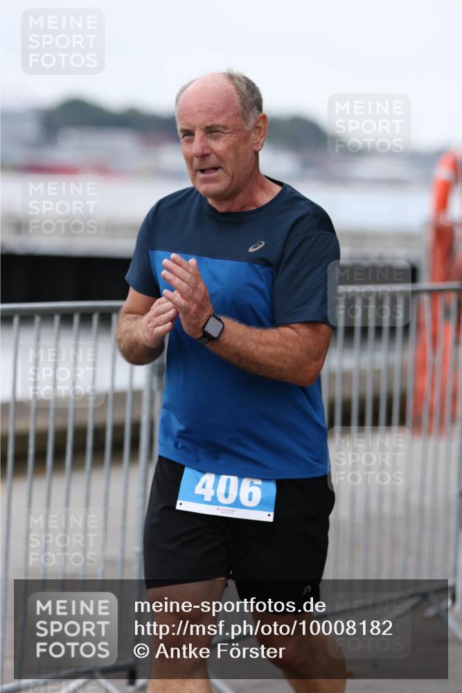 16.08.2026 - KN Förde Triathlon 2026 Antke Förster http://msf.ph/oto/10008182 16.08.2026 12:17:01 Laufen 406 meine-sportfotos.de