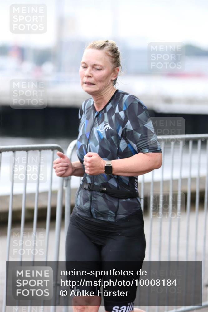 16.08.2026 - KN Förde Triathlon 2026 Antke Förster http://msf.ph/oto/10008184 16.08.2026 10:35:31 Laufen  meine-sportfotos.de
